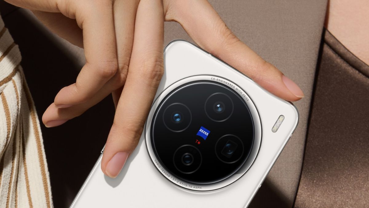 6.31 इंच डिस्प्ले और 80W की फास्ट चार्जिंग के साथ दस्तक देगा Vivo X200 Pro Mini स्मार्टफोन